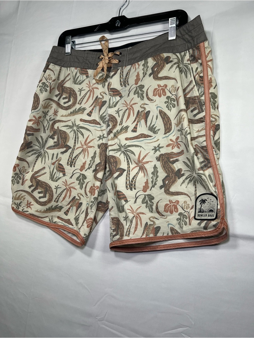 Howler Brothers Bruja Lazy Gators Boardshorts Swim Trunks Men’s Size 32 - Picture 2 of 7